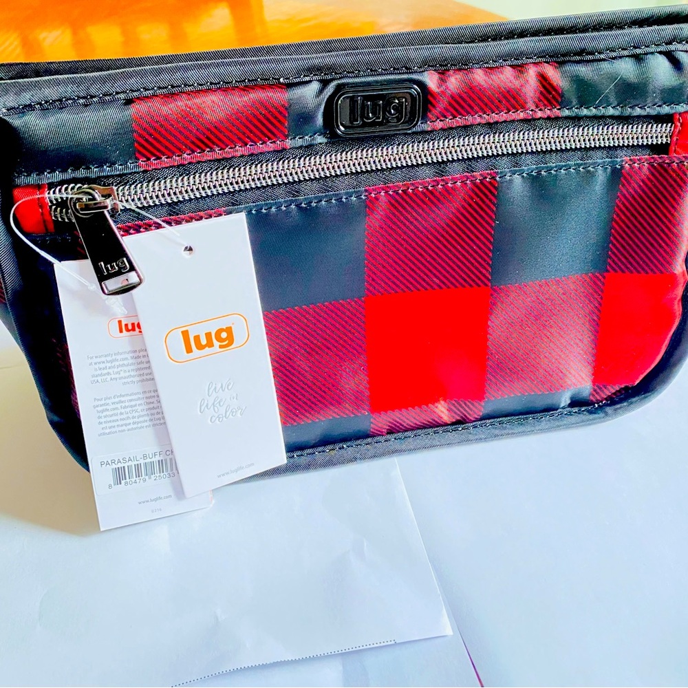 NWT: LUG PARASAIL COSMETIC CASE- BUFFALO CHK RED: OR PENS/MARKERS/CRAYONS